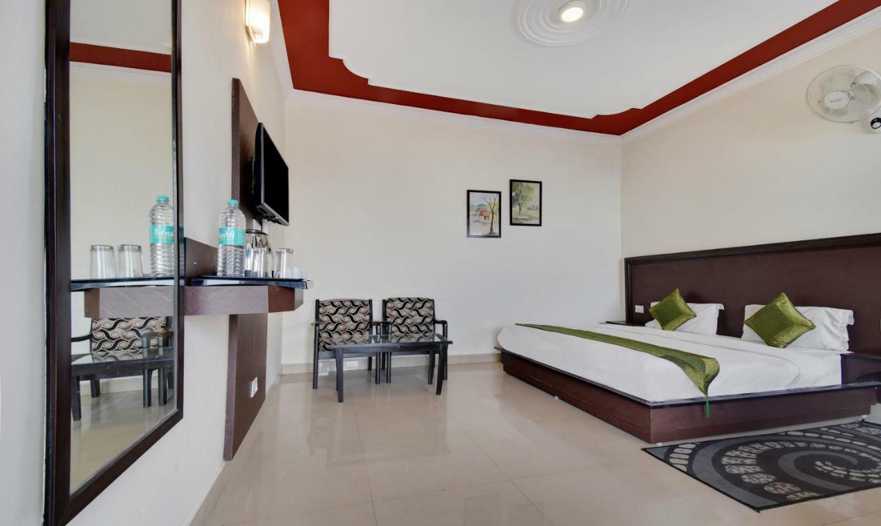 Treebo Mayur, Mall Road Mussoorie Exterior foto